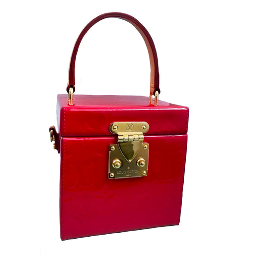 LOUIS VUITTON RED shoulder bag