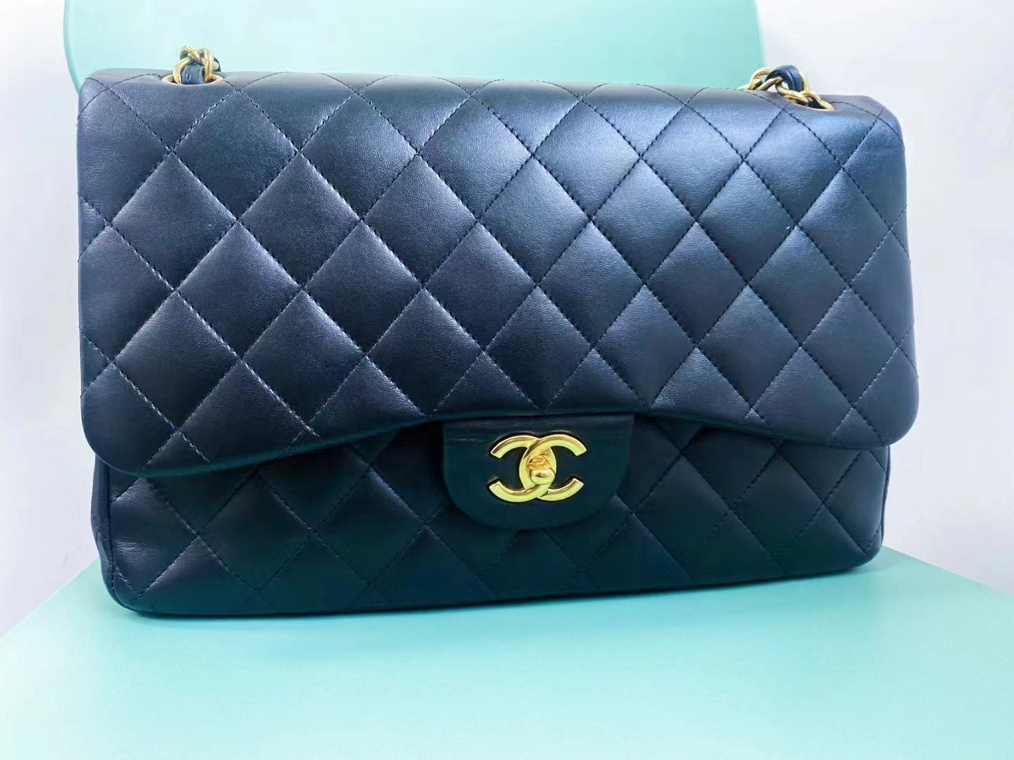 CHANEL JUMBO handbag